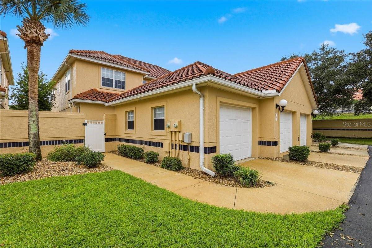 2 MARINA POINT PL, Palm Coast, FL 32137