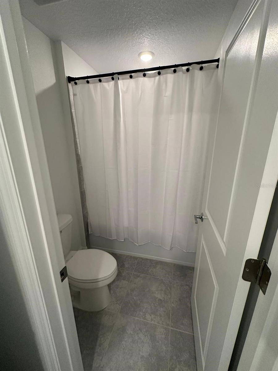 4206 PEBBLES THROW DR, Kissimmee, FL 34746