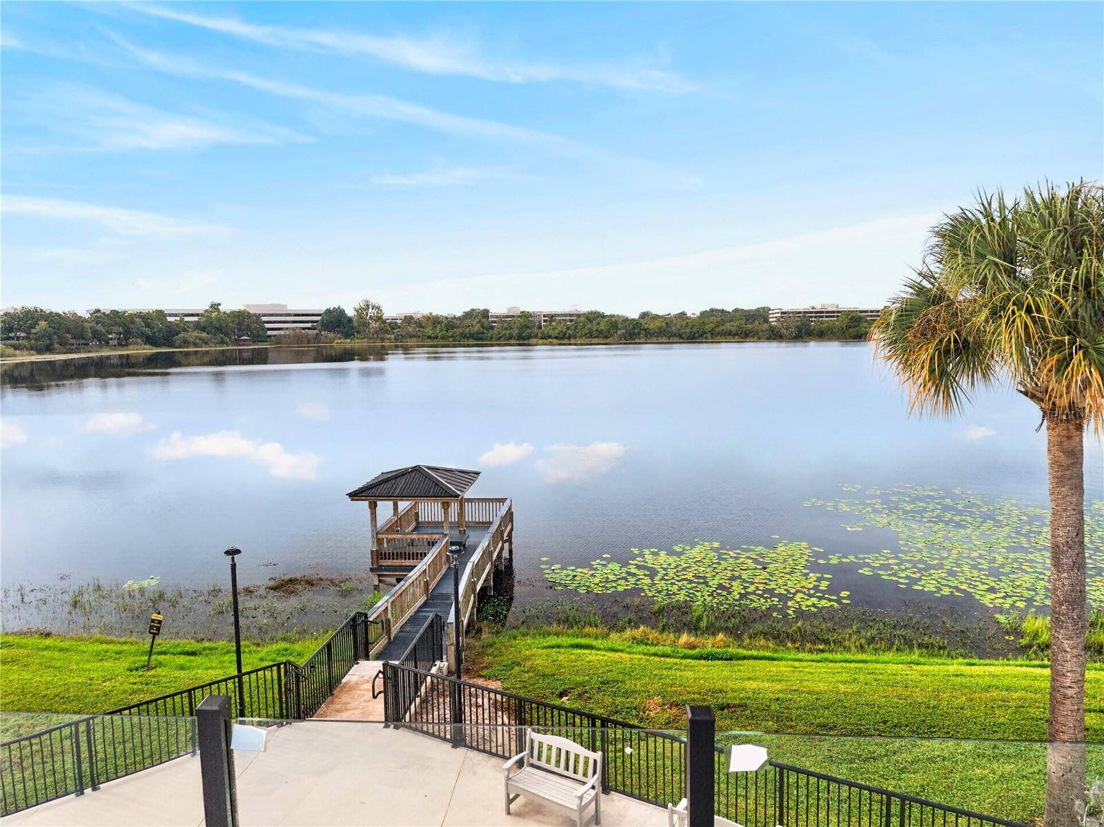 924 LAKE DESTINY RD #F, Altamonte Springs, FL 32714