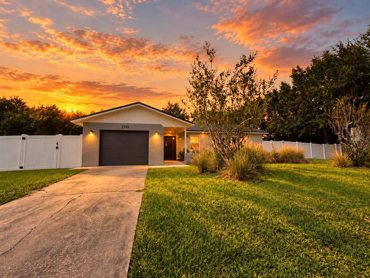 2745 GREEN MEADOW CIR, Kissimmee, FL 34741