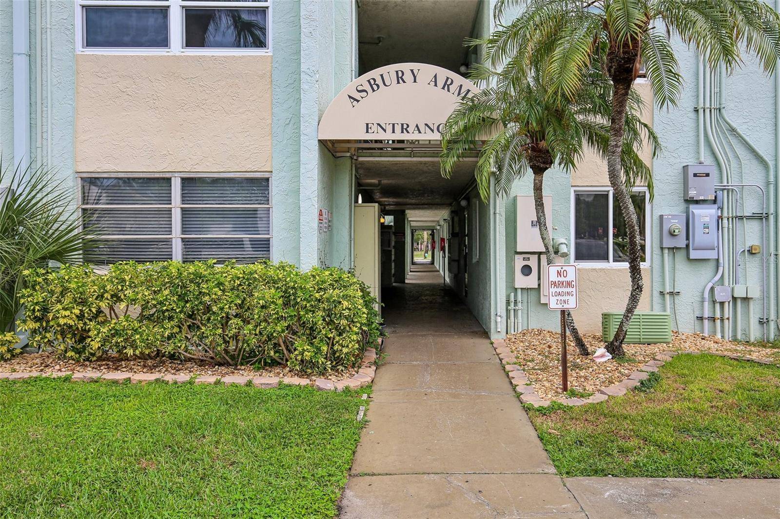 801 83RD AVE N #511, St Petersburg, FL 33702