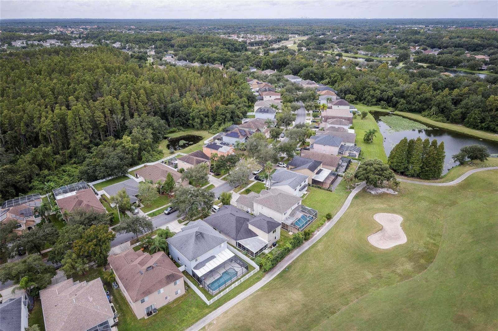 18182 SANDY POINTE DR, Tampa, FL 33647