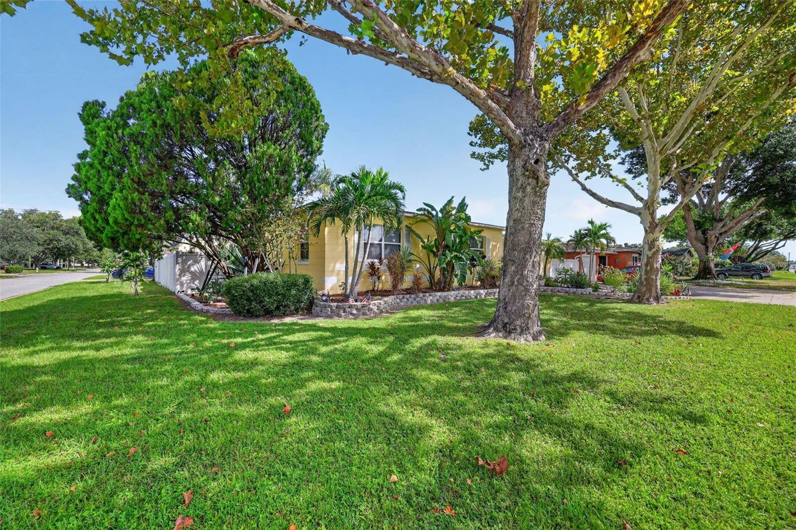 3793 BENSON AVE N, St Petersburg, FL 33713