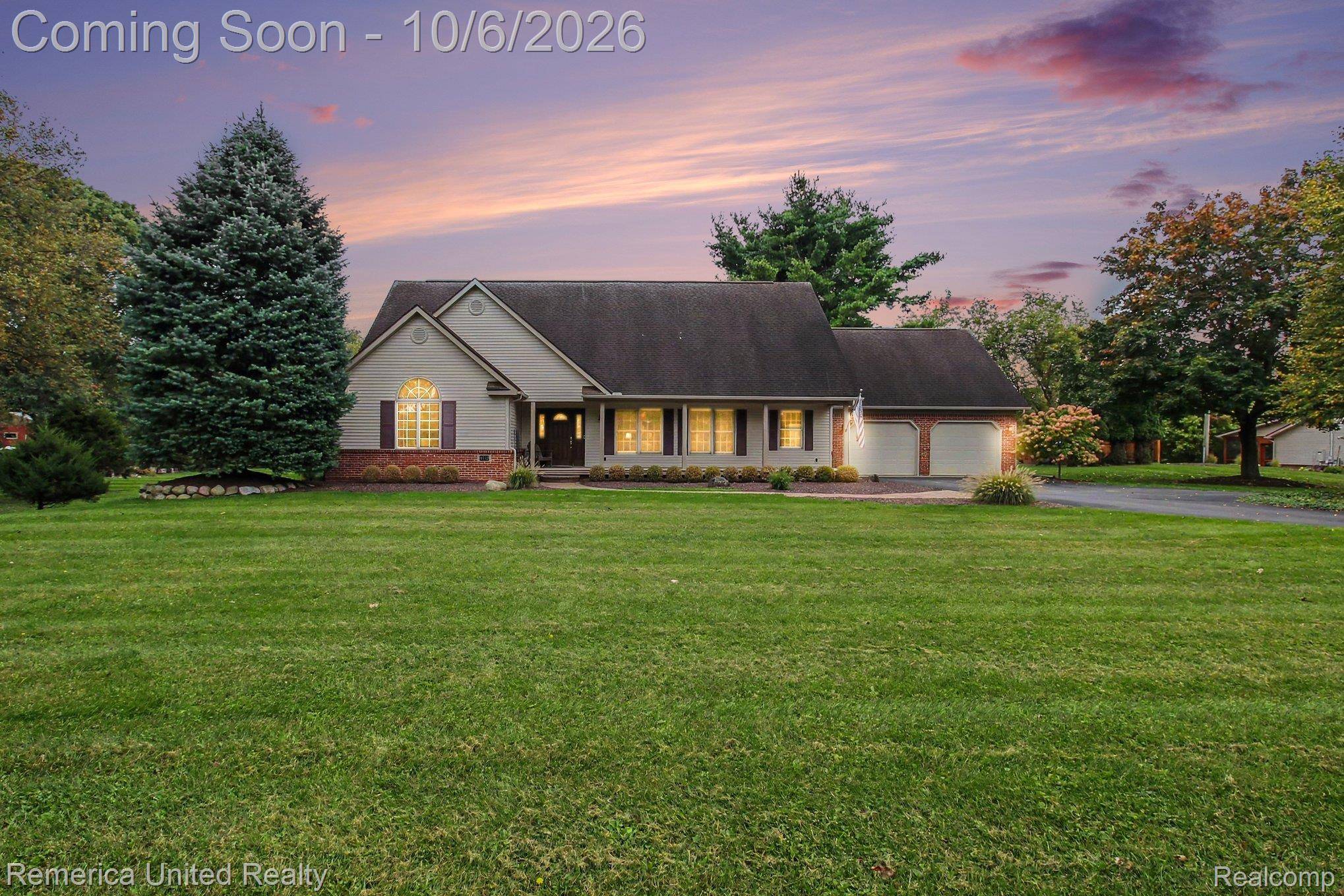 4838 Hy Dale DR, Hamburg Township, MI 48169