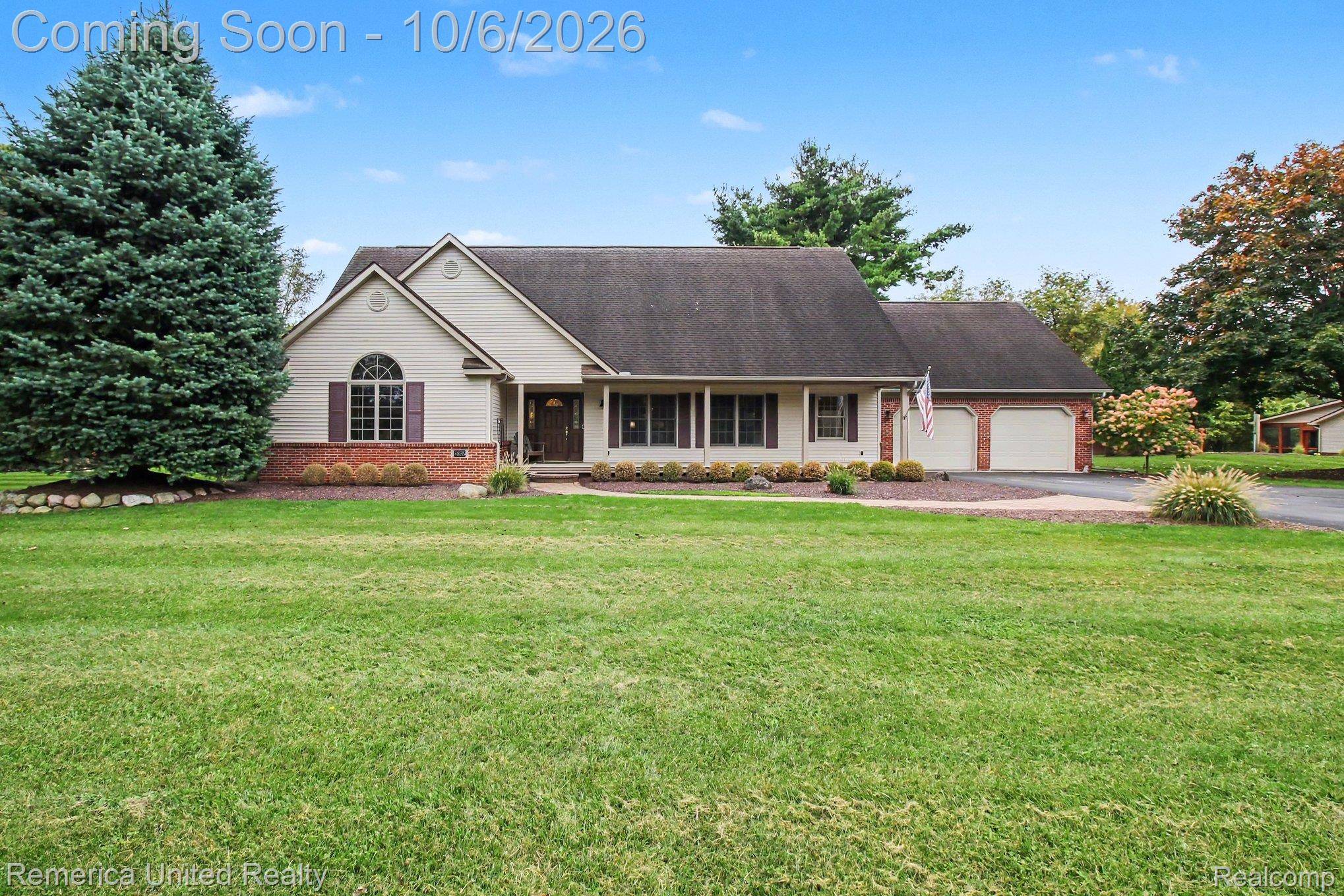 4838 Hy Dale DR, Hamburg Township, MI 48169