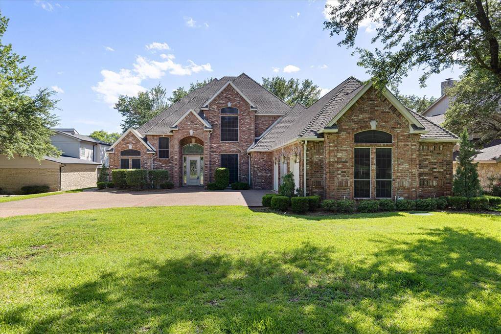 5202 Comanche Vista Trail, Granbury, TX 76049
