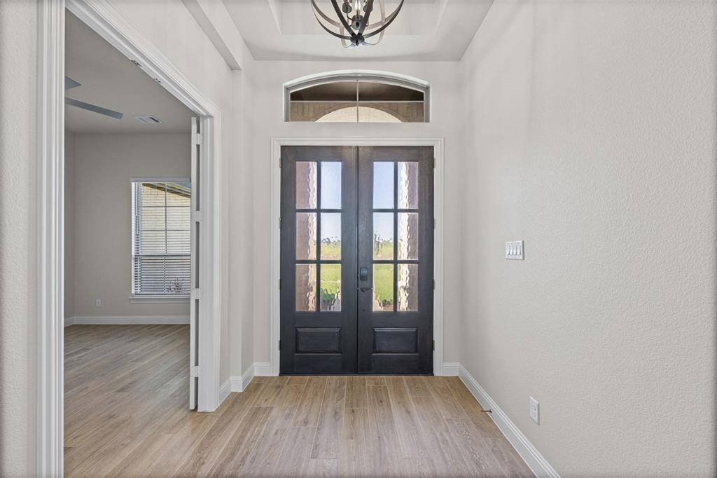 157 Lila Lake Drive, Waxahachie, TX 75165