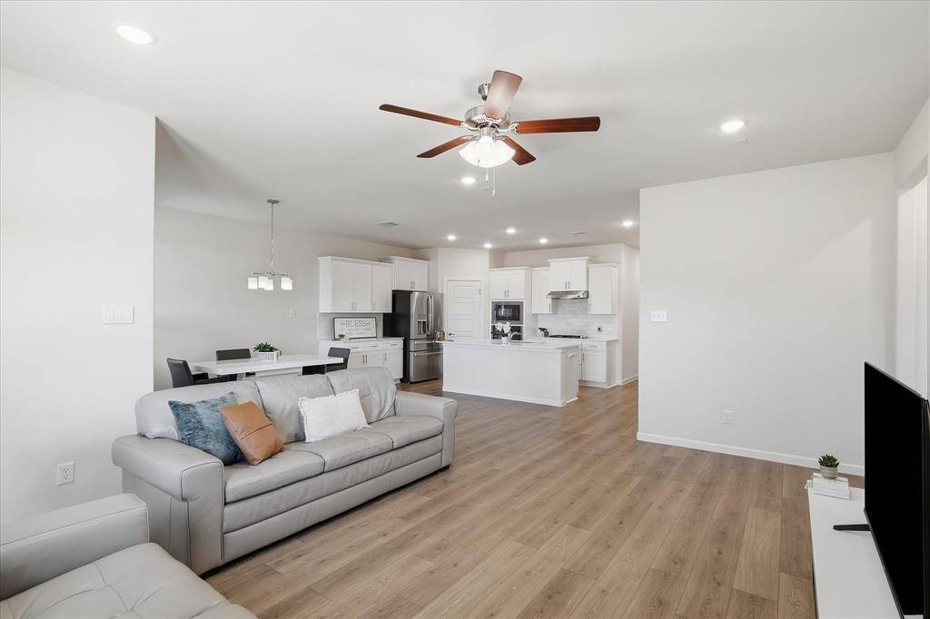 4100 Mistflower Way, Northlake, TX 76226