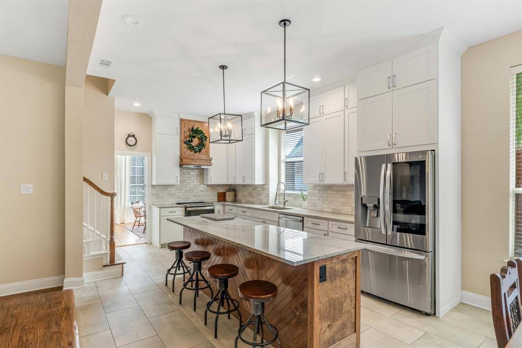 1620 McGreg Lane, Carrollton, TX 75010