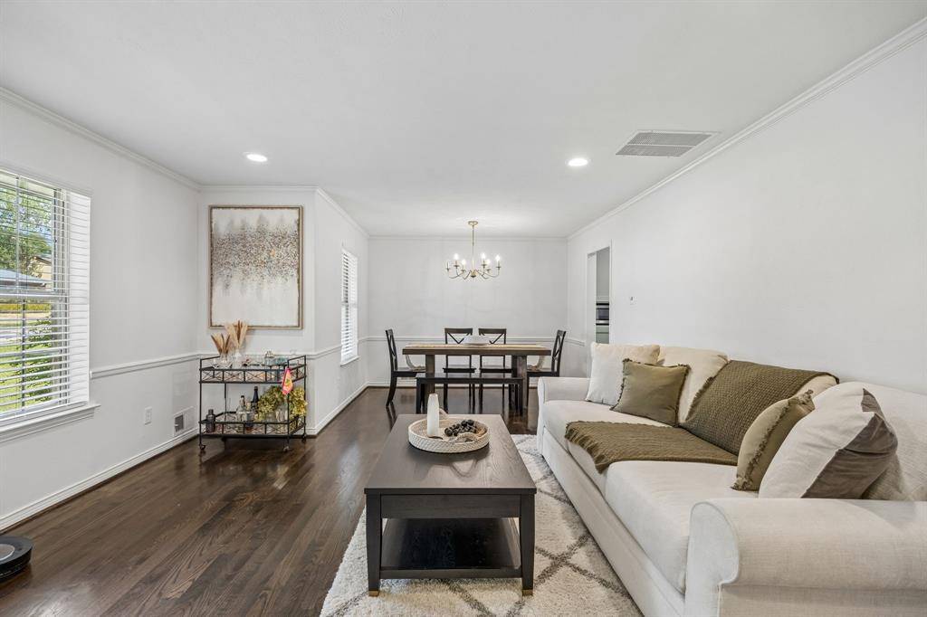 9336 Heatherdale Drive, Dallas, TX 75243