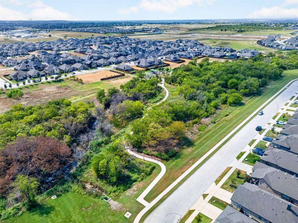 4404 Mill Falls Drive, Fort Worth, TX 76036