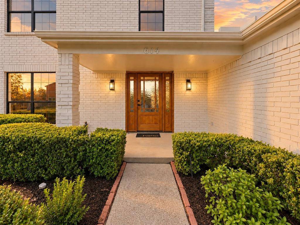 614 Berkley Drive, Grapevine, TX 76051