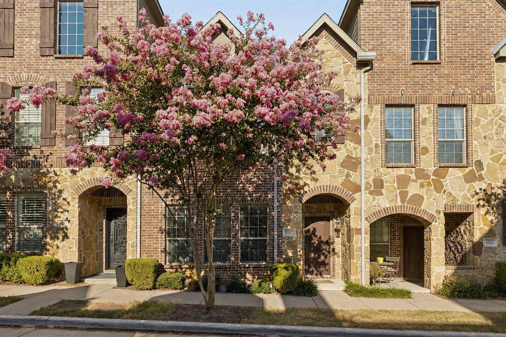 4237 Riverview Drive, Carrollton, TX 75010
