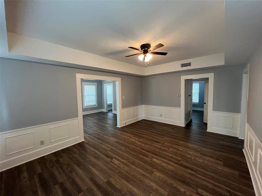 1505 W Park Avenue, Corsicana, TX 75110