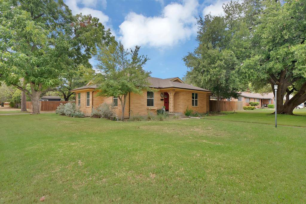 7112 Turner Terrace, North Richland Hills, TX 76180