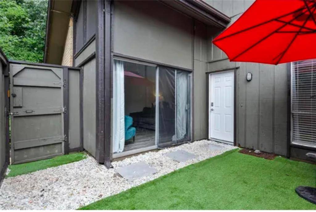 4621 Country Creek Drive #1041, Dallas, TX 75236