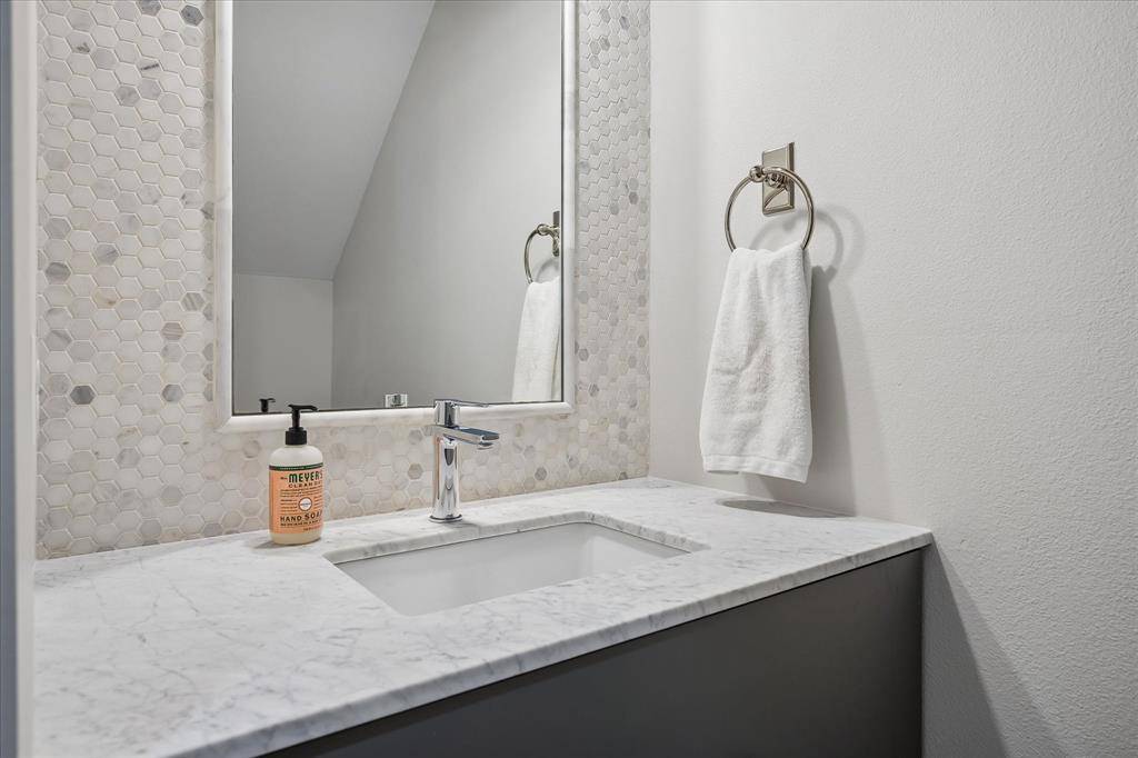 5434 Martel Avenue, Dallas, TX 75206
