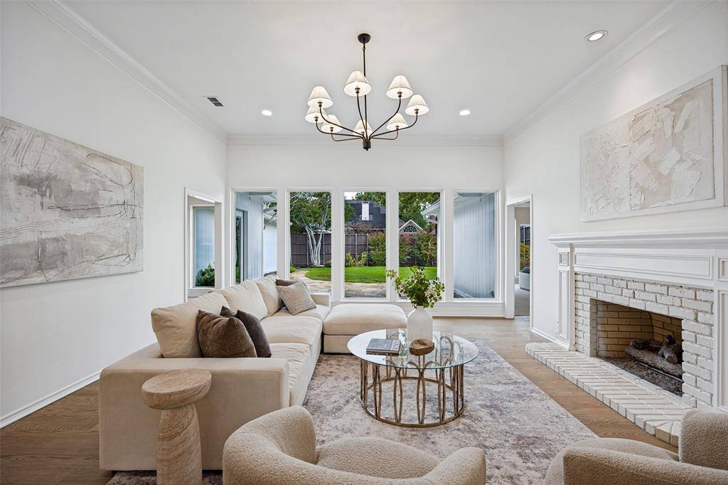 6707 Dupper Drive, Dallas, TX 75252