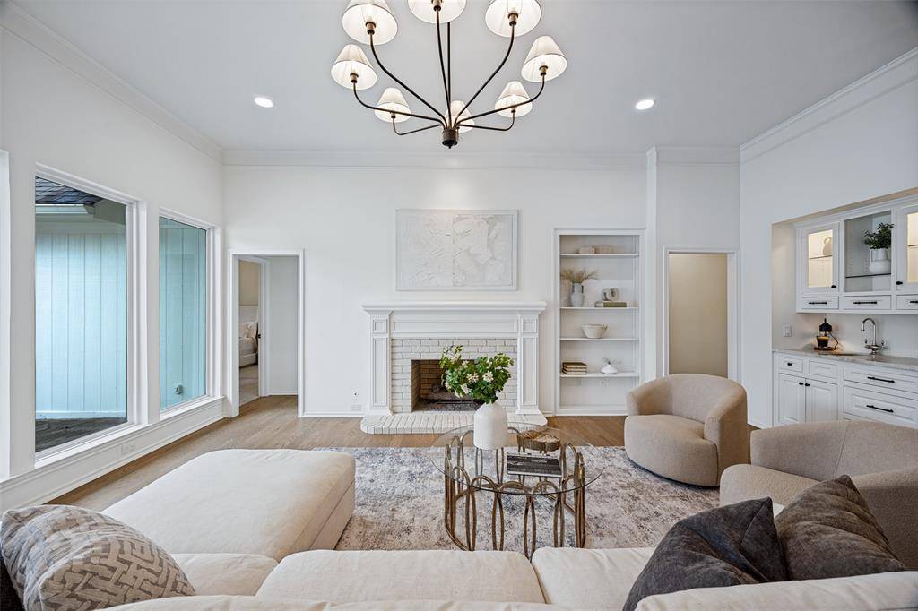 6707 Dupper Drive, Dallas, TX 75252