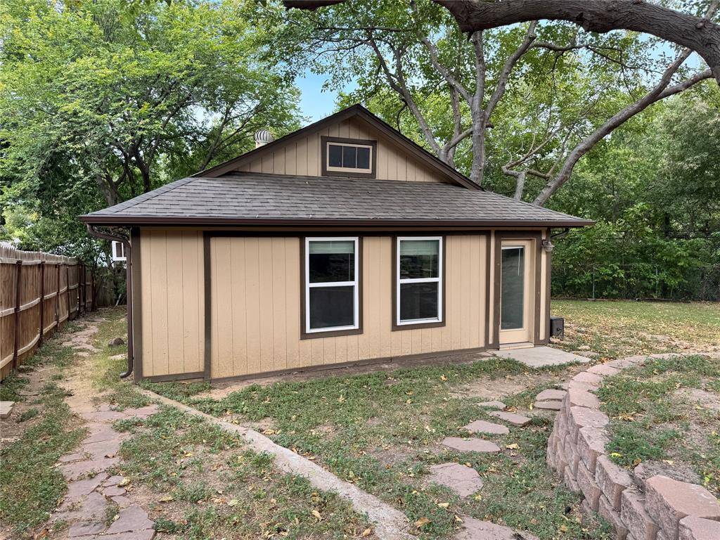4225 Sue Court, Lake Worth, TX 76135