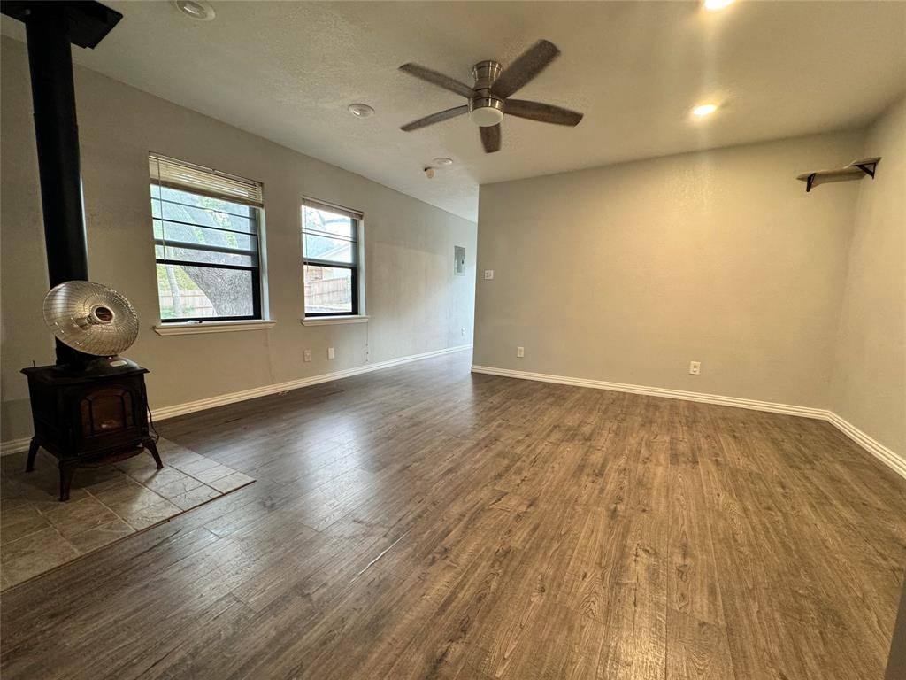 4225 Sue Court, Lake Worth, TX 76135