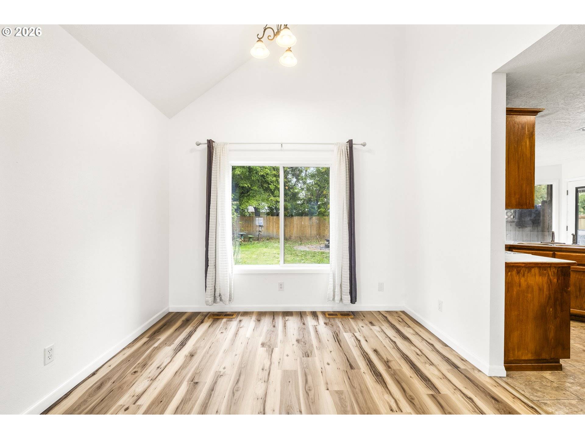270 MARTIN WAY S, Monmouth, OR 97361
