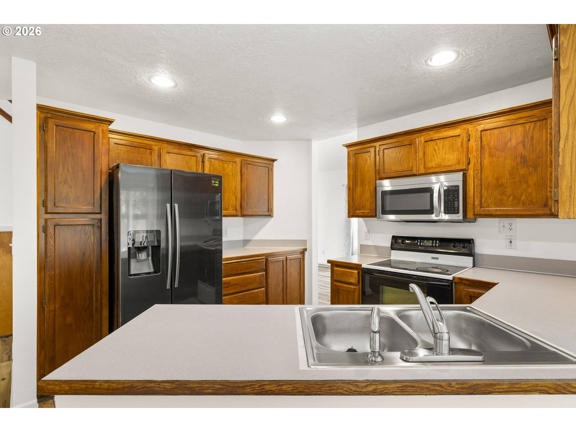 270 MARTIN WAY S, Monmouth, OR 97361