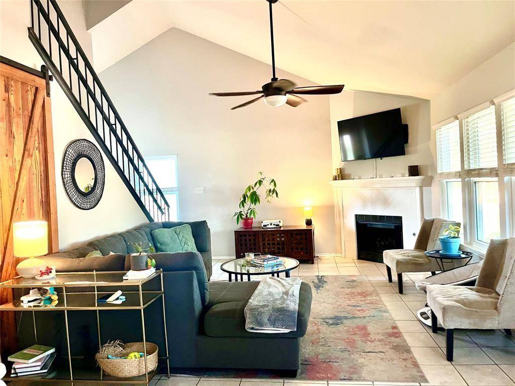 7107 Seneca CIR, Austin, TX 78736