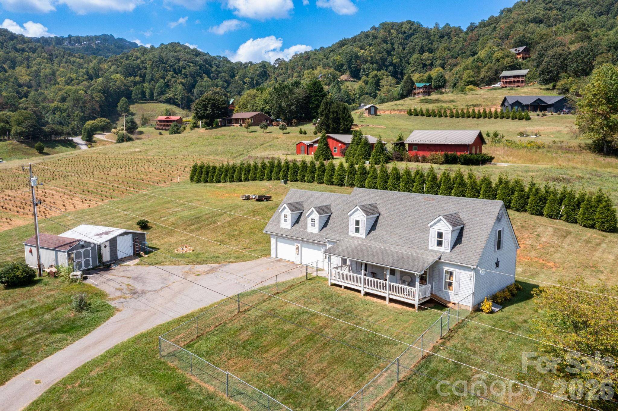 378 Yates Cove RD, Waynesville, NC 28785