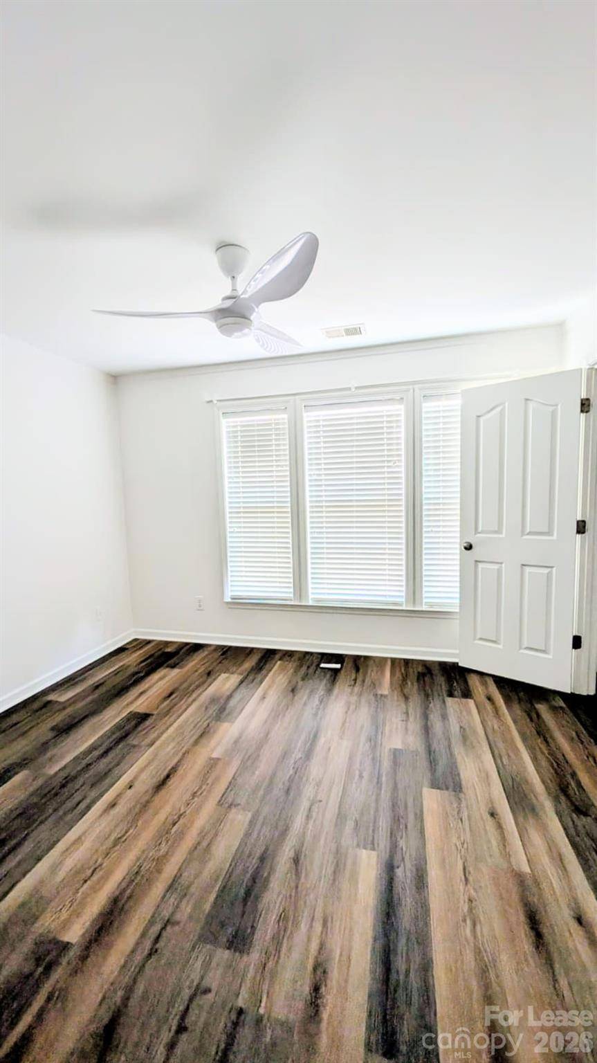 9017 Mcalwaine Preserve AVE, Charlotte, NC 28277