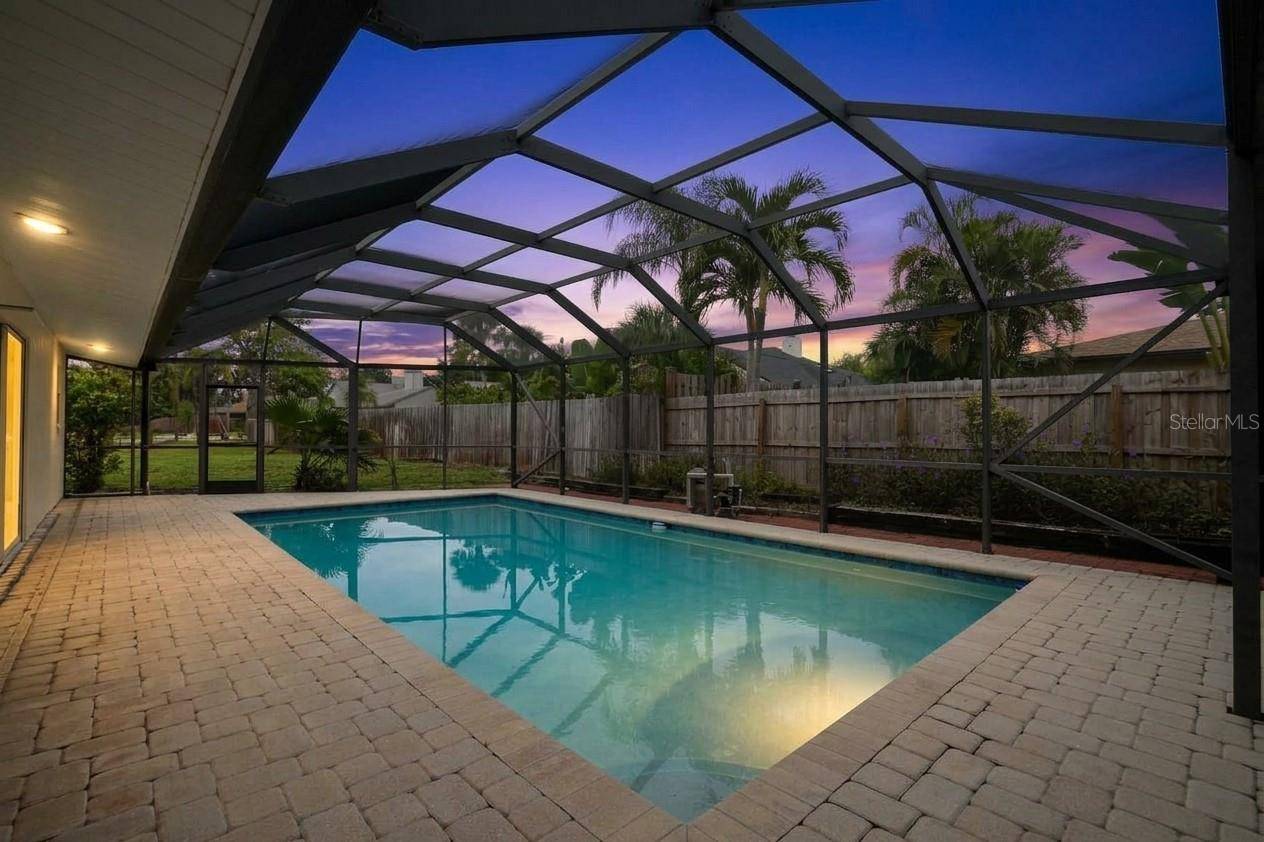 1804 BAYWOOD DR, Sarasota, FL 34231