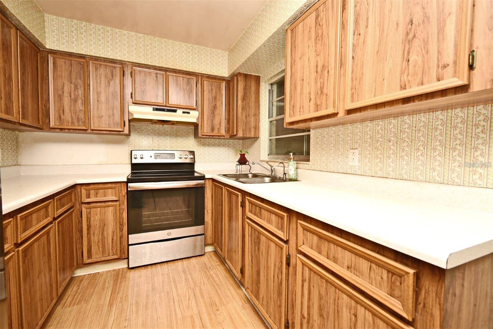 135 OAXACA LN, Kissimmee, FL 34743