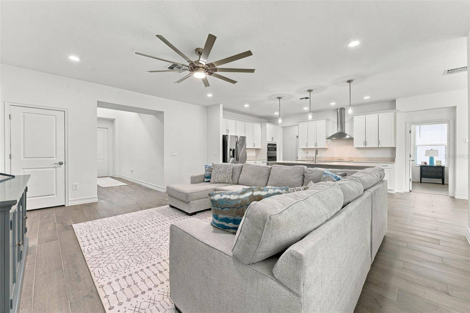 18114 SERENE LAKE LOOP, Lutz, FL 33548