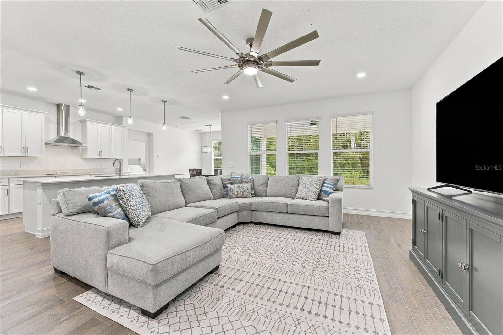 18114 SERENE LAKE LOOP, Lutz, FL 33548