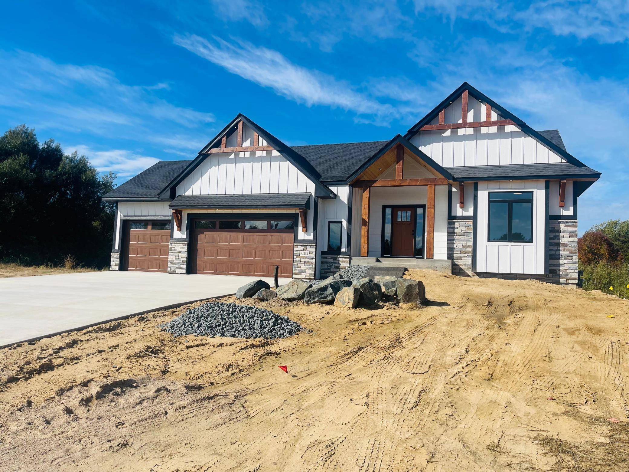 16212 Tippecanoe ST NE, Ham Lake, MN 55304