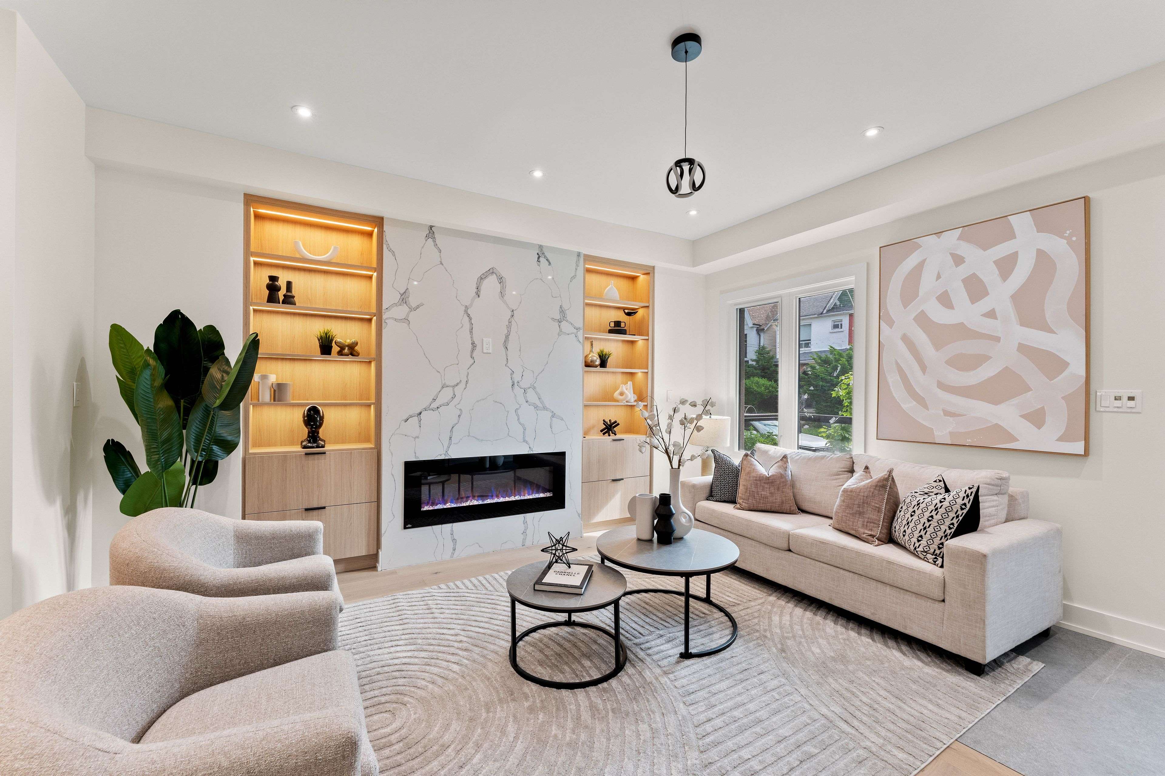 204 Franklin AVE, Toronto W02, ON M6P 3Z3