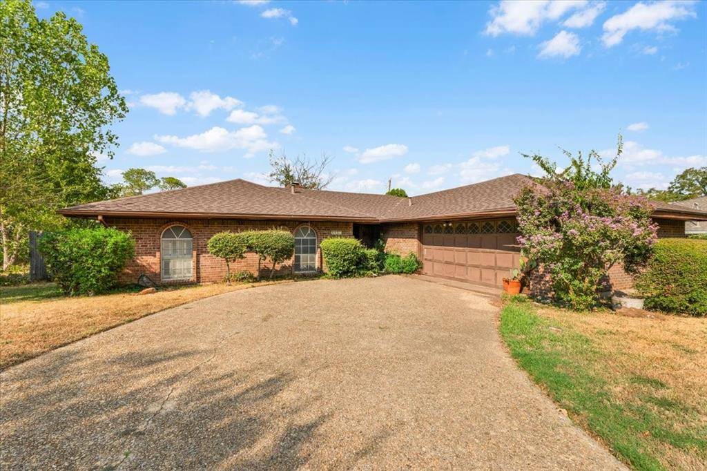 1007 Field Crest Court, Arlington, TX 76012