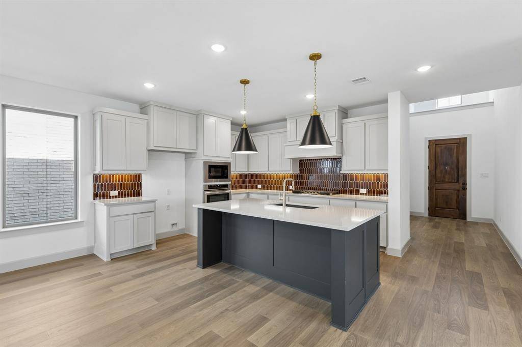 2612 Radiant Way, Celina, TX 75009