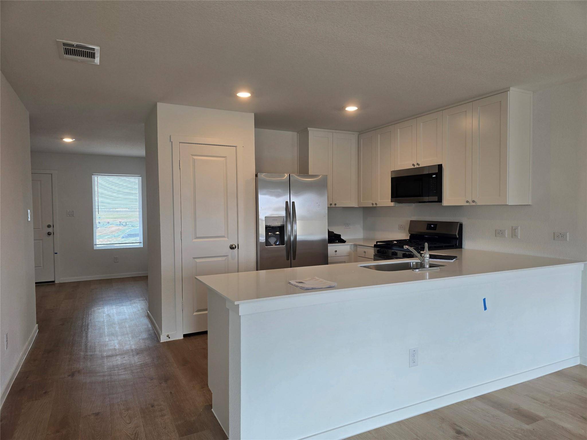 120 Twins TRL, Hutto, TX 78634