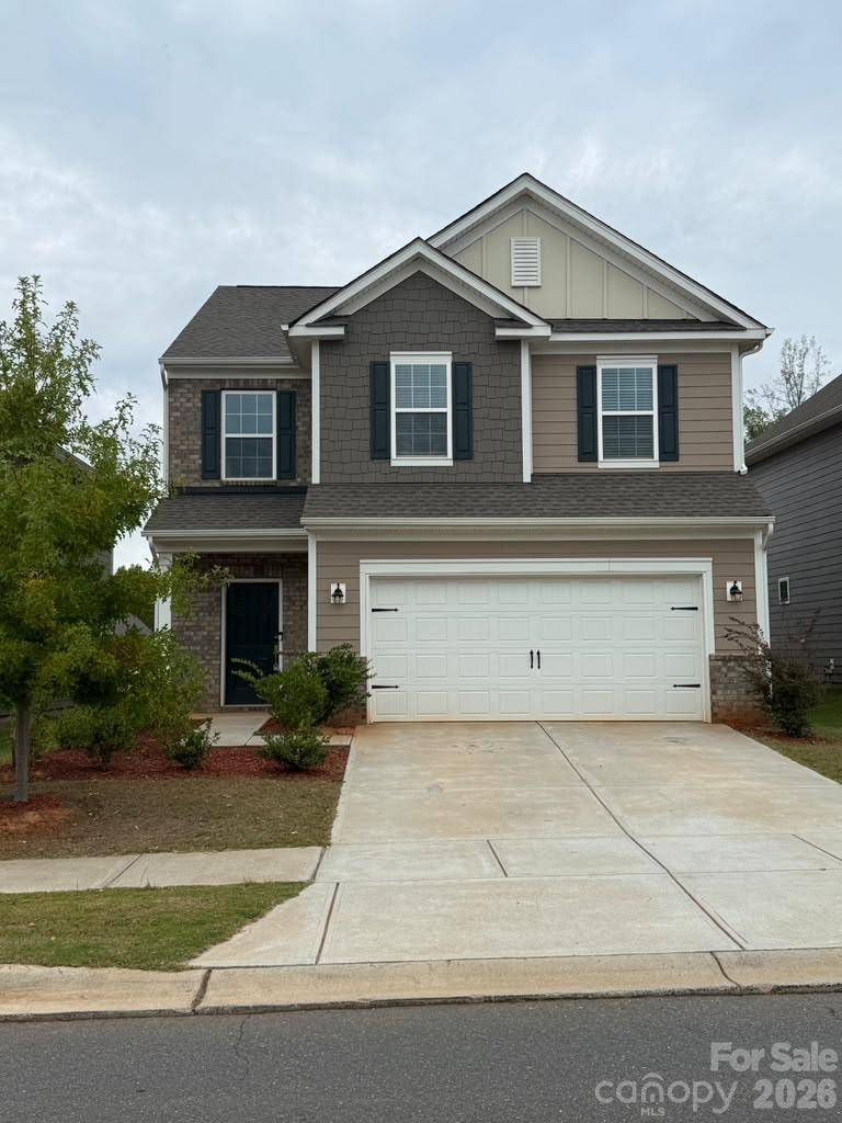 352 Runner Stone LN, Fort Mill, SC 29715