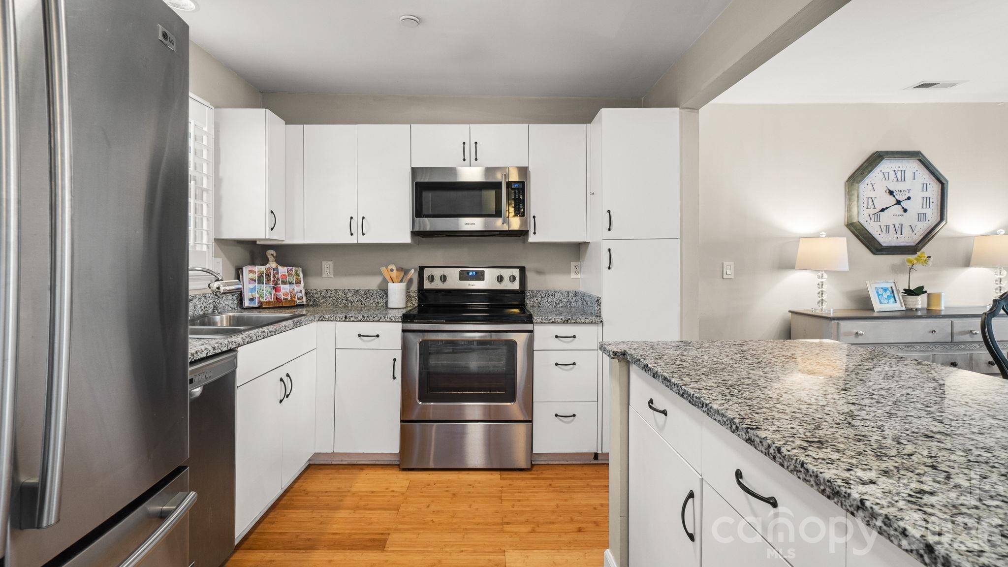 9817 Emerald Point DR ##8, Charlotte, NC 28278