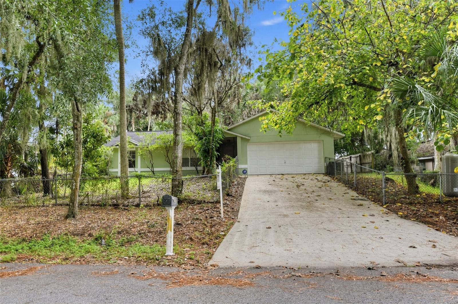 235 TOMS RD, Debary, FL 32713