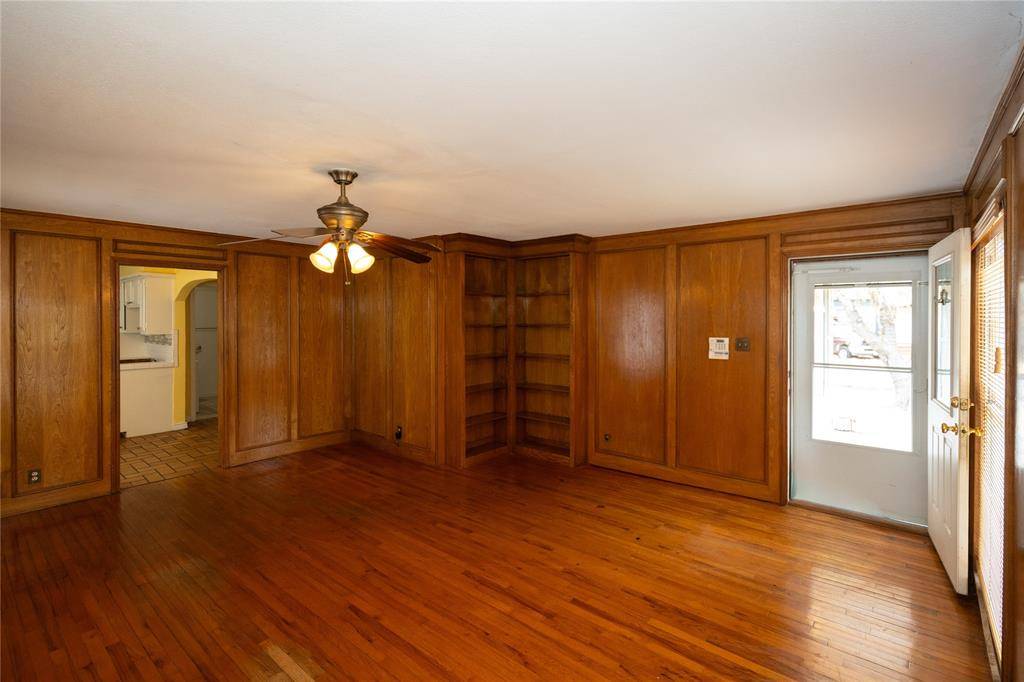 6735 Woodard Avenue, Dallas, TX 75227