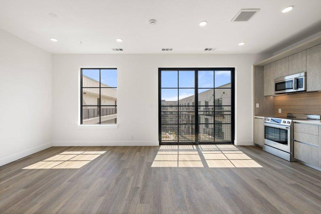 4315 S Congress Ave #224, Austin, TX 78745