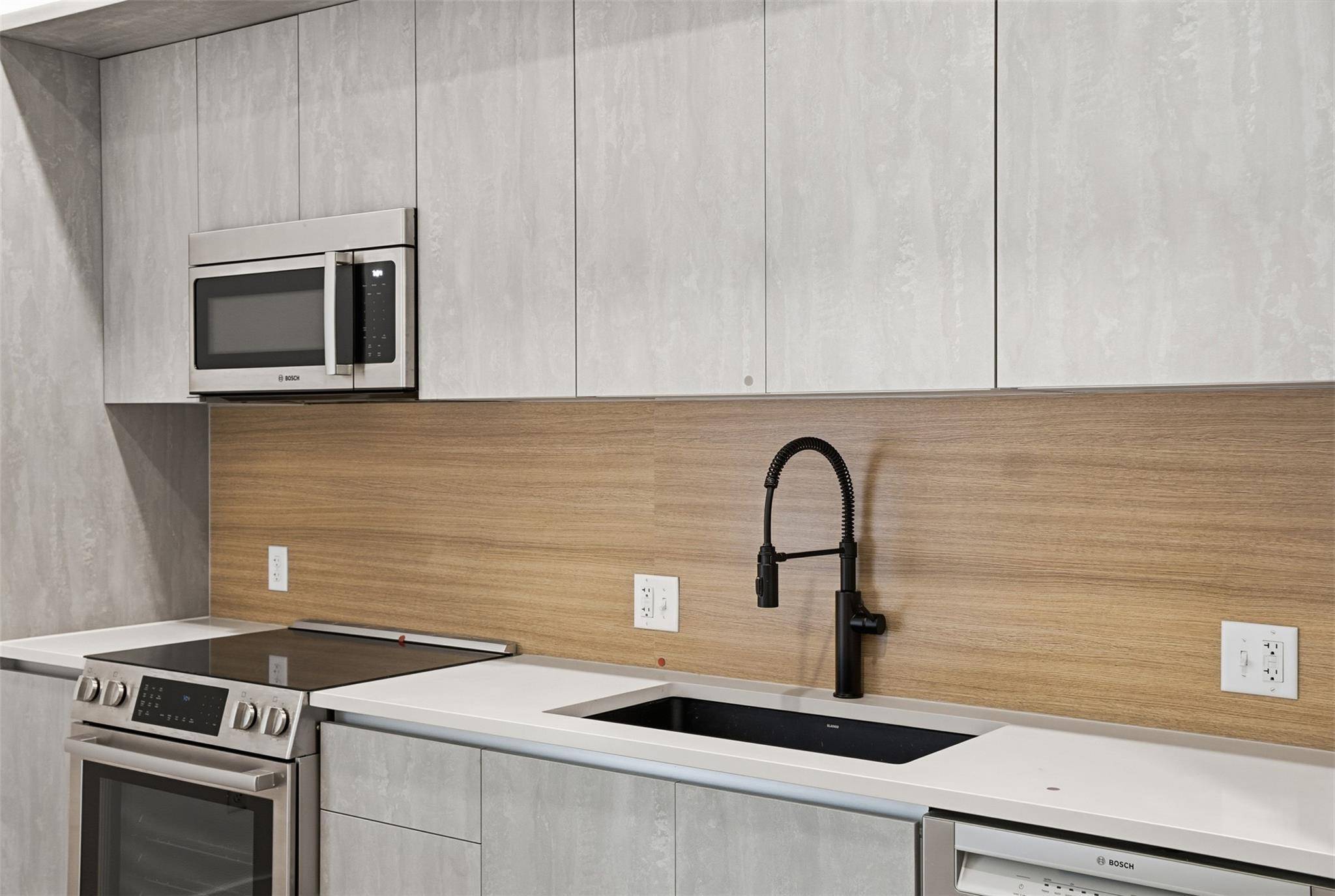 4315 S Congress Ave #104, Austin, TX 78745