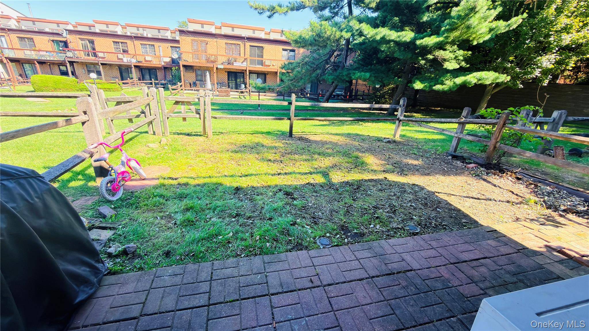 12135 5th AVE #3, College Point, NY 11356