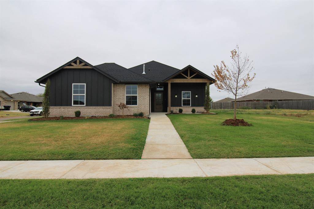 606 Laurel GRV, Washington, OK 73093