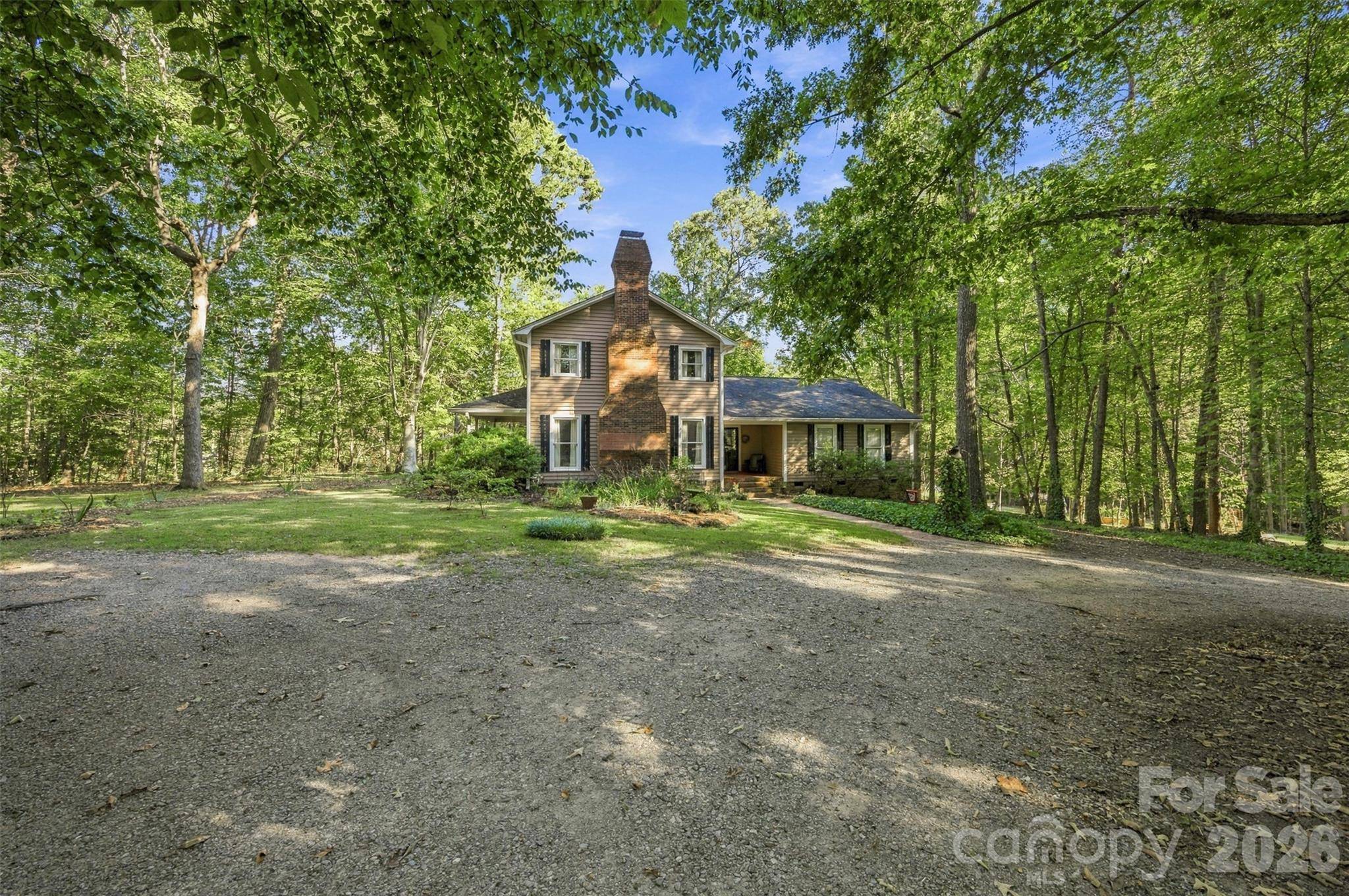 2840 Sparrow Springs RD, Gastonia, NC 28052