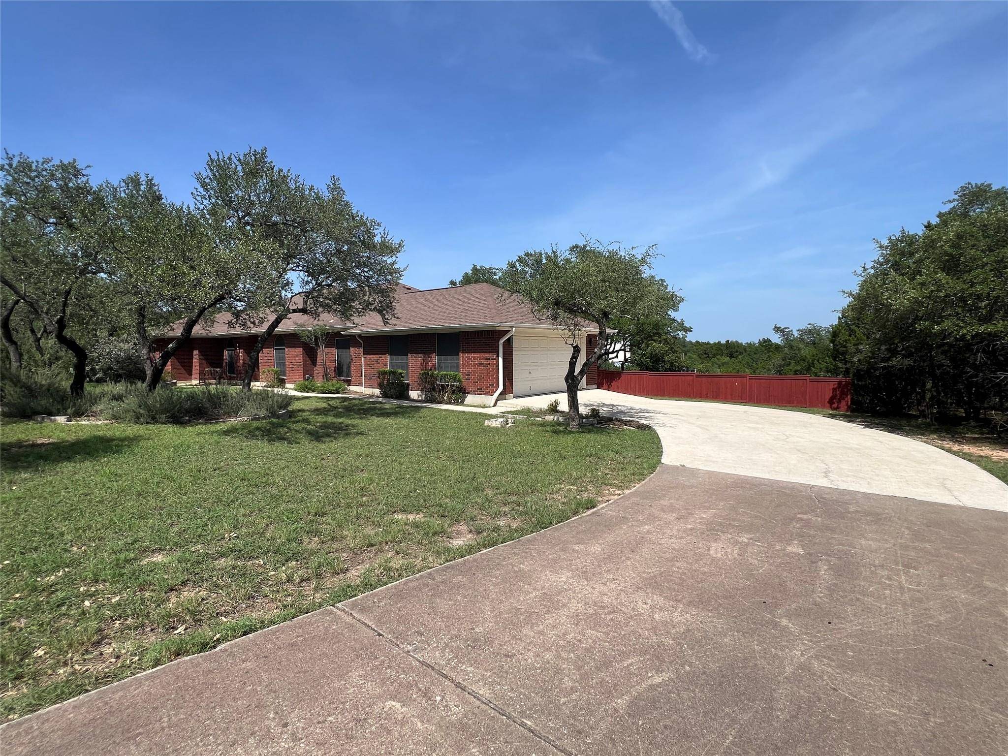 10400 West Cave LOOP, Dripping Springs, TX 78620