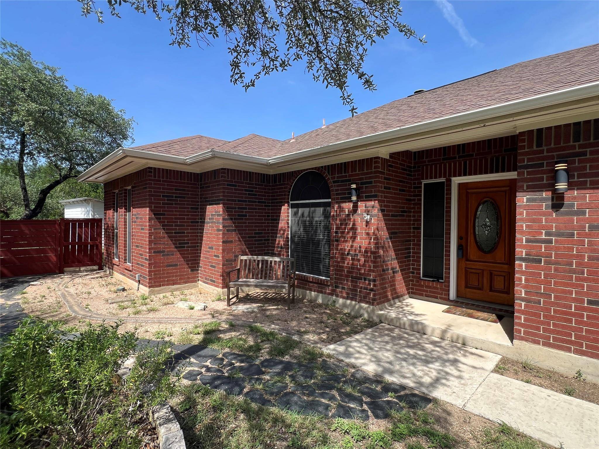 10400 West Cave LOOP, Dripping Springs, TX 78620